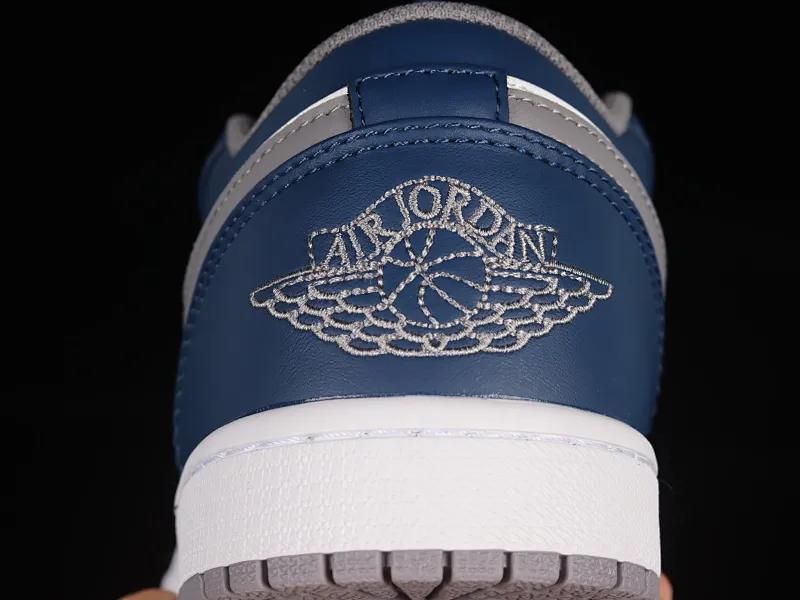 All categories Air Jordan Jordan series basketball shoes Air Jordan 1 Low Z version Air Jordan 1 Low "French Blue" AJ1 Joe 1 white blue cultural low-top casual sneakers 553558-412